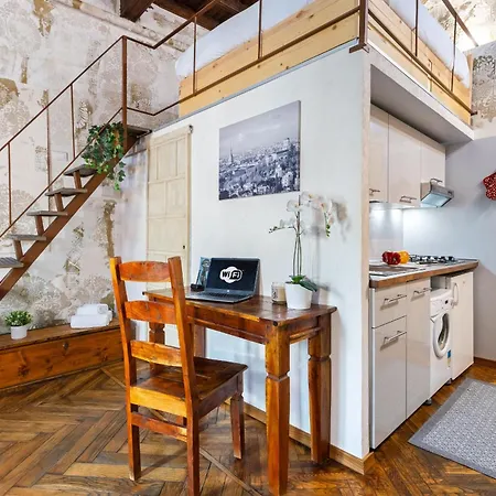 Apartment Historical Mercanti, City Center *